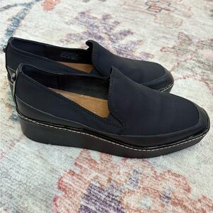 Donald Pilner Wallis Platform Loafer Stretch Black Crepe Slip On Shoe Size 6.5